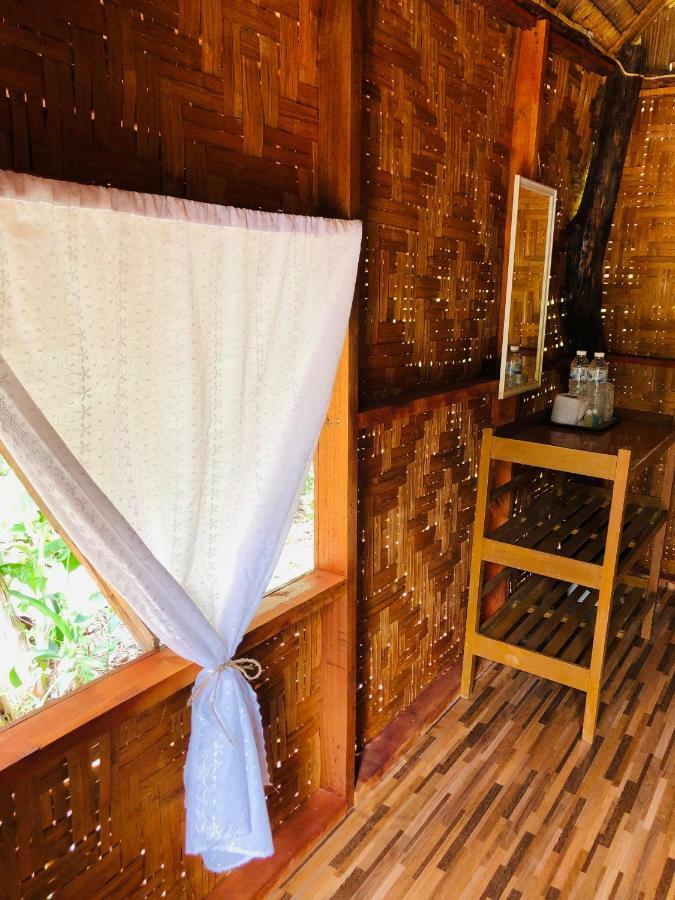 Chalee Tropicana Bungalow Koh Phayam Exterior photo