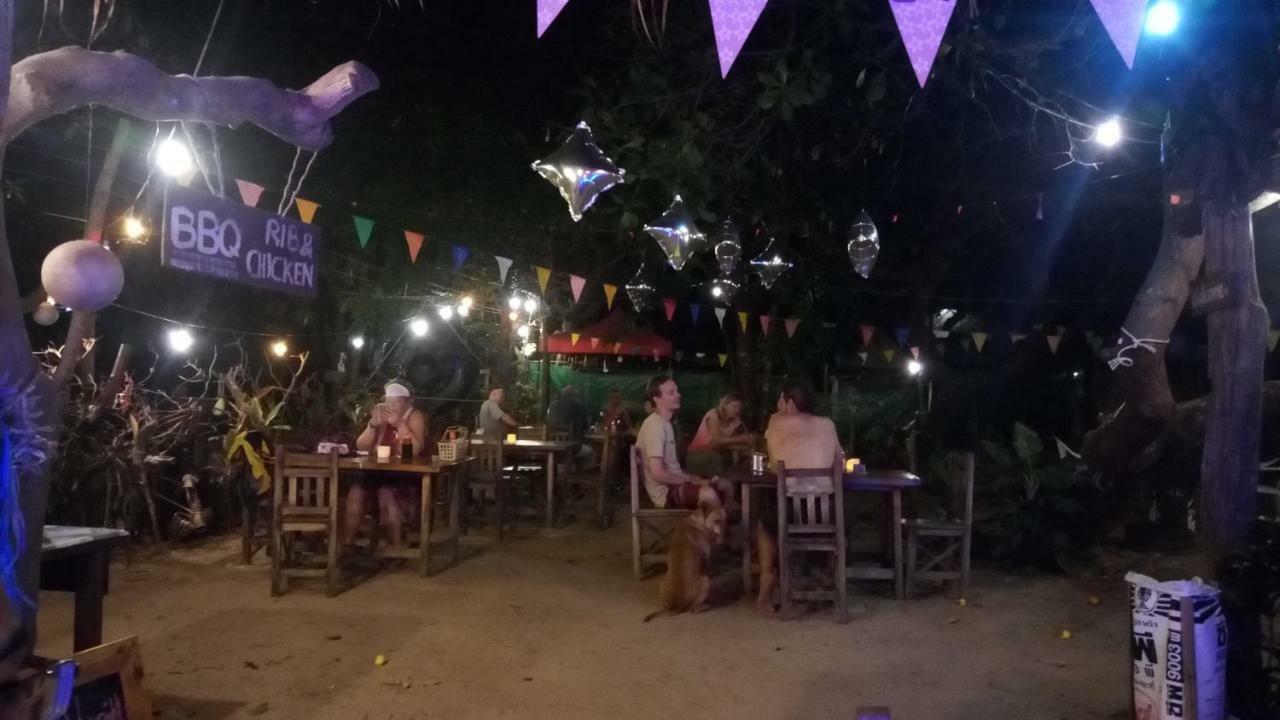 Chalee Tropicana Bungalow Koh Phayam Exterior photo